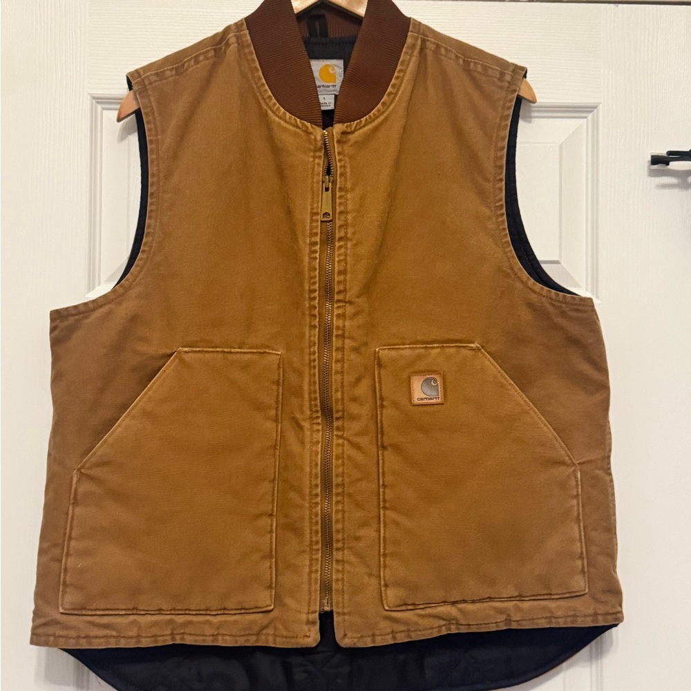 Men’s Carhartt Duck Quilted Vest Size Large  Insulated Utility Workwear Brown